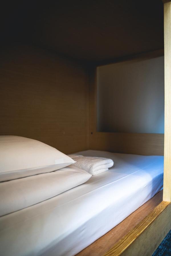 Unplan Shinjuku Hostel โตเกียว ภายนอก รูปภาพ