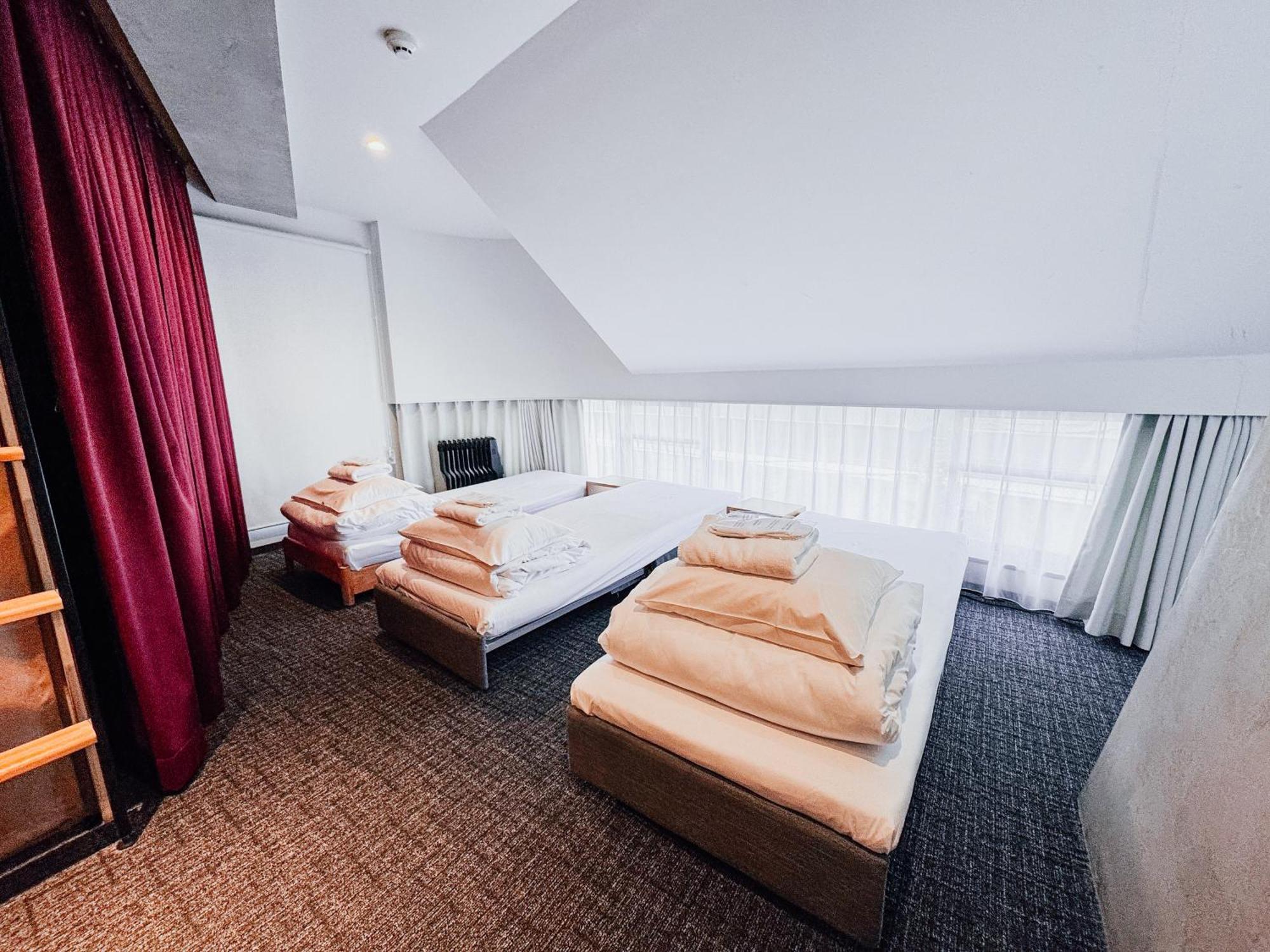 Unplan Shinjuku Hostel โตเกียว ภายนอก รูปภาพ